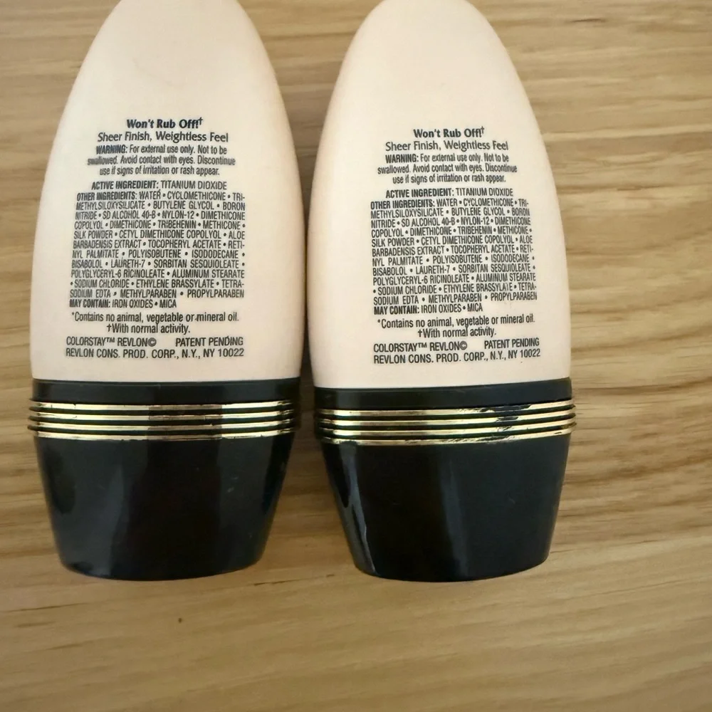 Revlon‎ ColorStay Lite Makeup Oil-Free SPF Natural Tan – 2 Pack – Unopened
